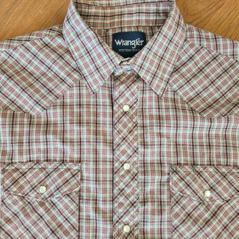 Wrangler pearl snap